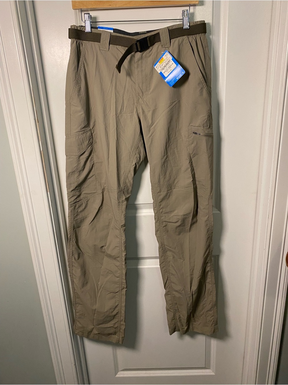 NWT Columbia Men's Light Tan Cargo Travel Pants